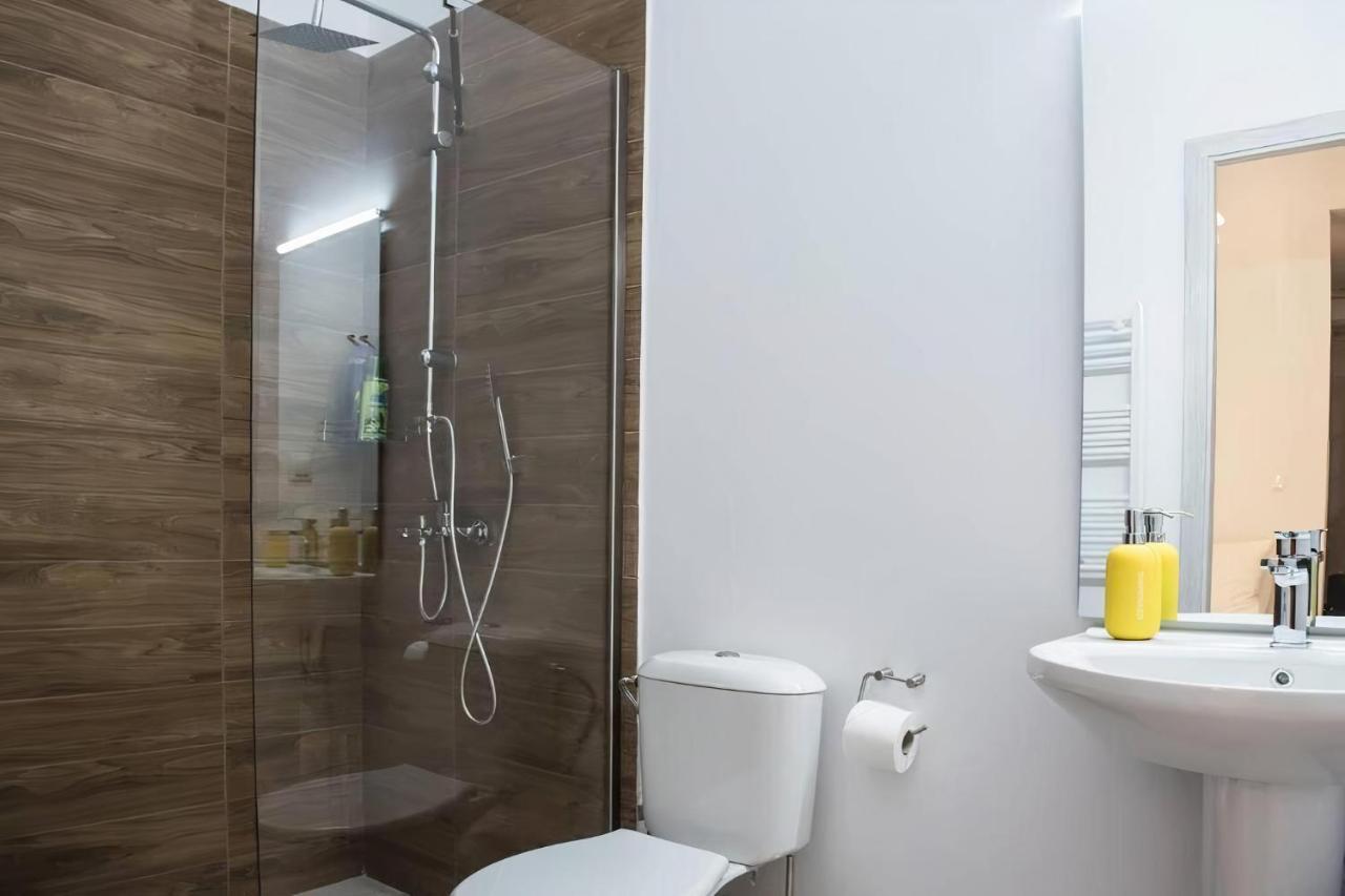 Yellow Geranium Apartment Thessaloniki Exterior photo
